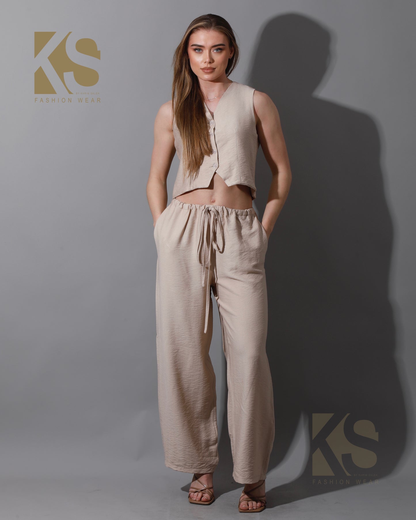 Cropped Vest Set - Beige