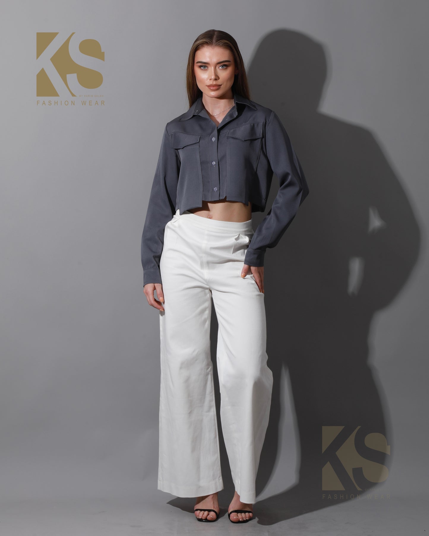 Pockets Cropped Shirt - Gray