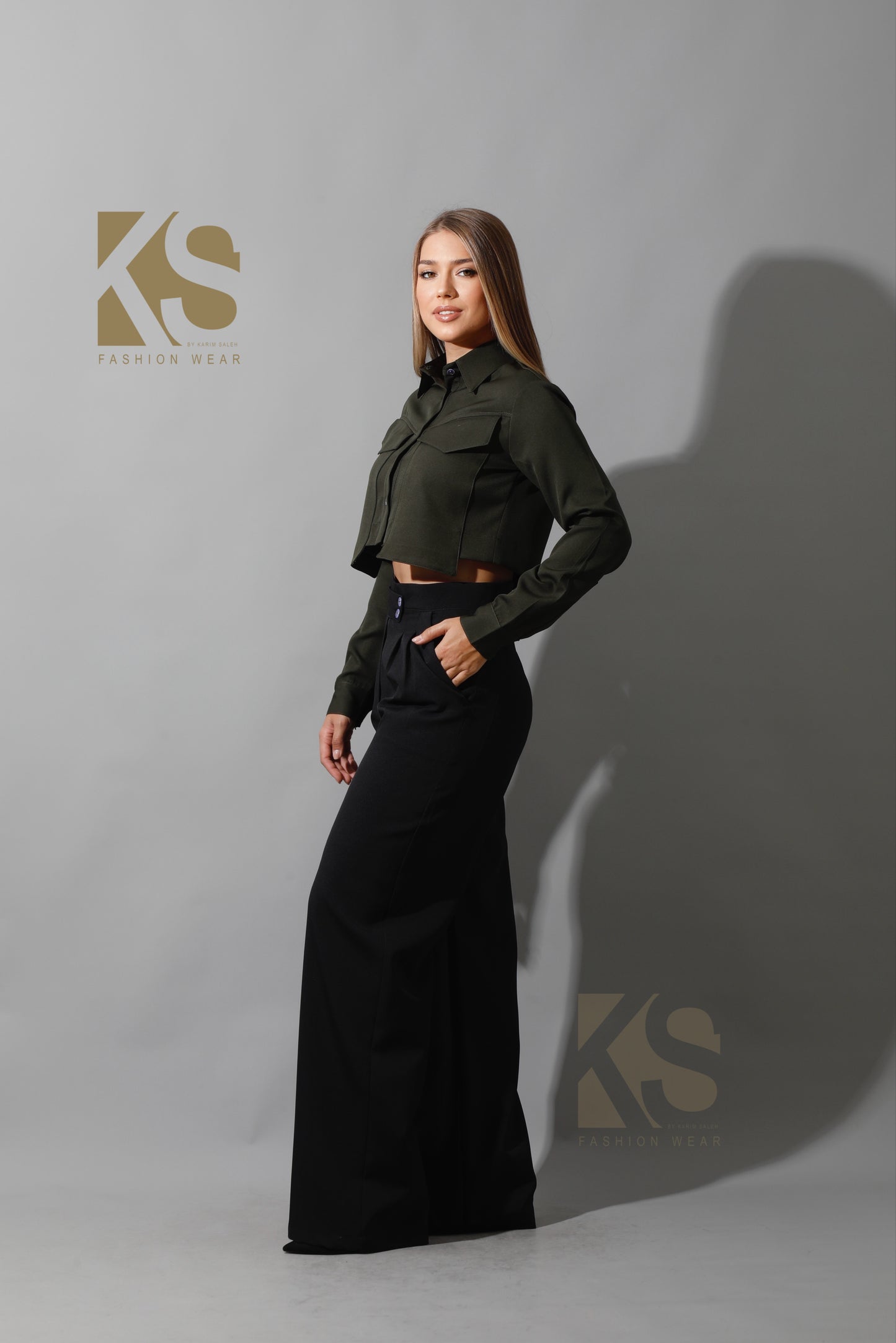 Pockets Cropped Shirt - Olive