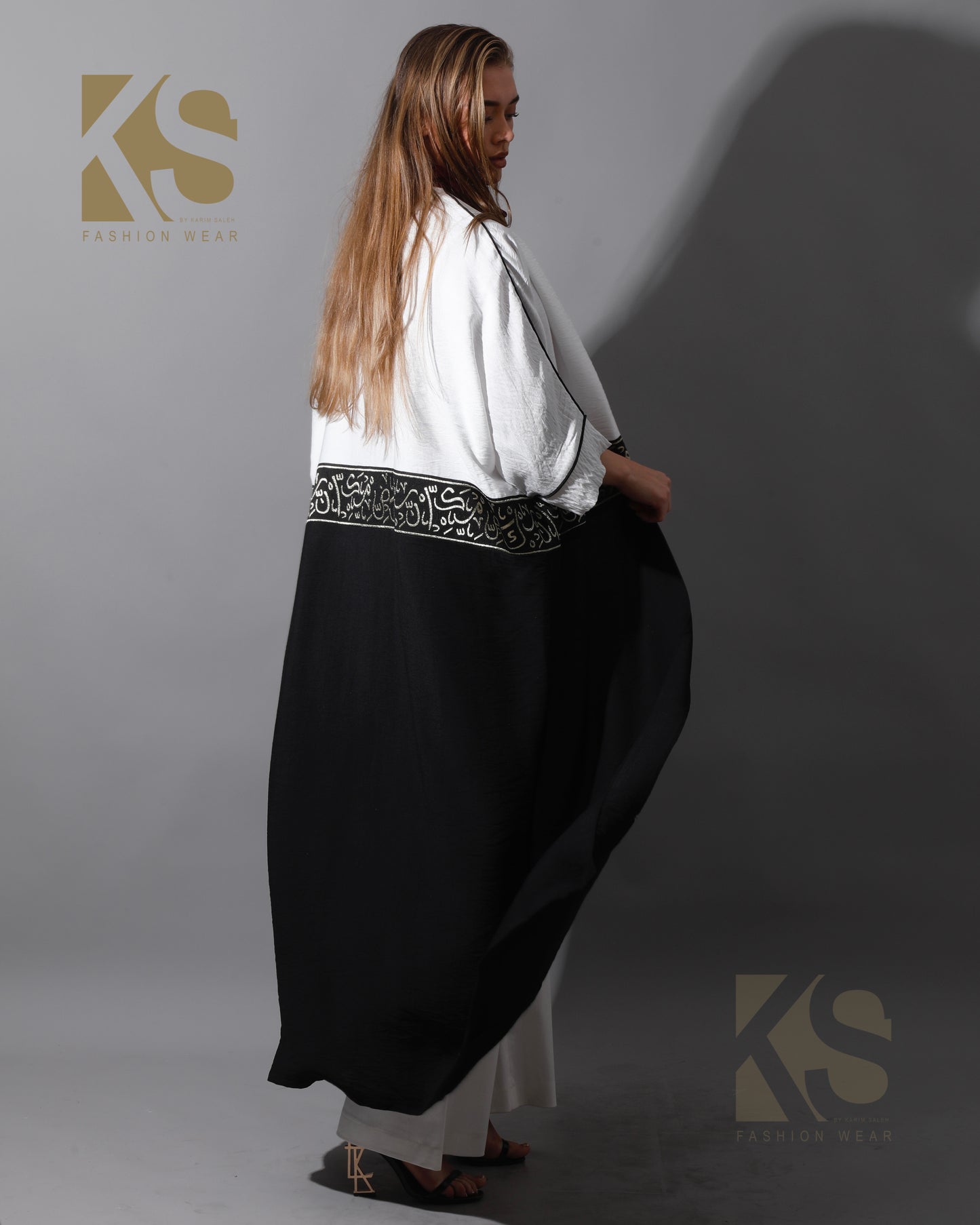 Double Colored Arabic Kaftan - Black & White