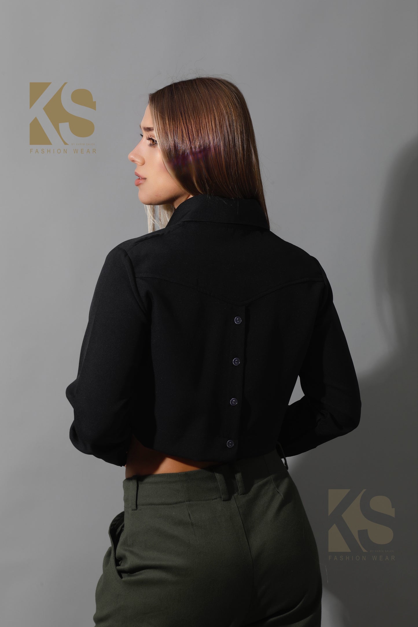 Pockets Cropped Shirt - Black