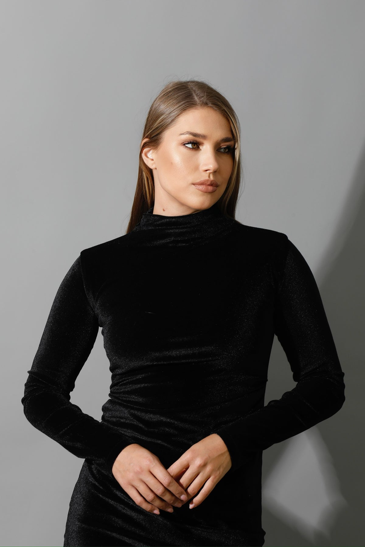 Back Slit Midi Dress - Black