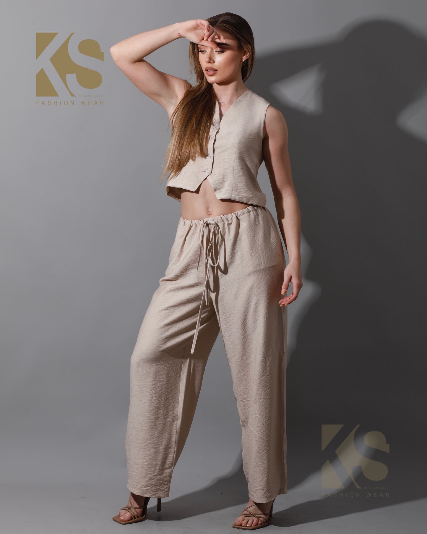 Cropped Vest Set - Beige