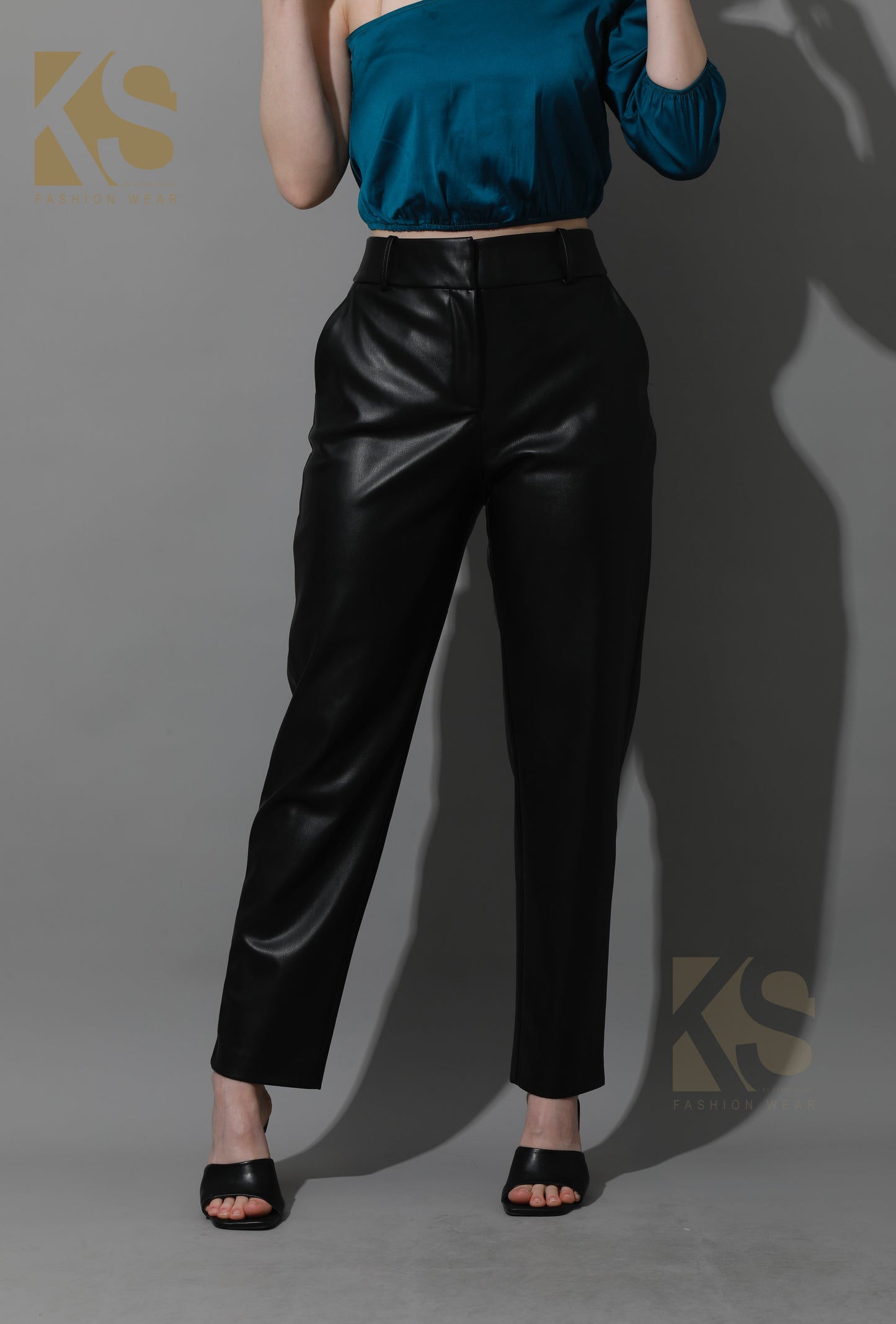 Leather Chino Trousers - Black