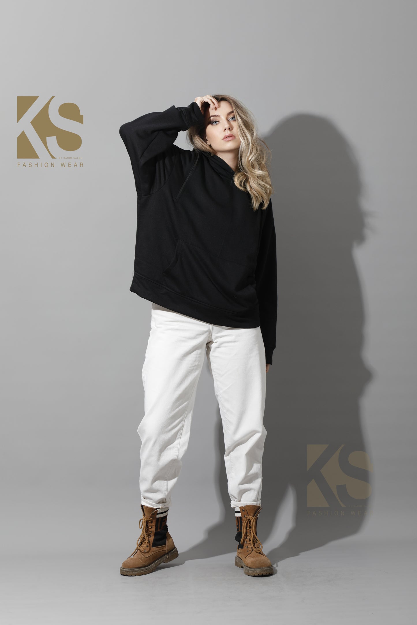 Zipped Oversized Hoodie - Black