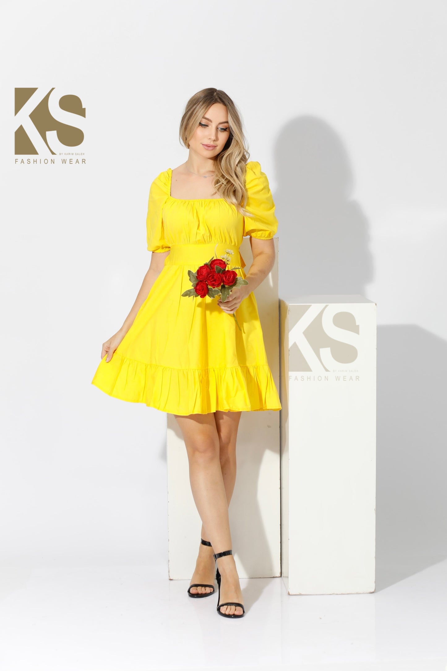 Short Dress with Back Bow tie - Yellow