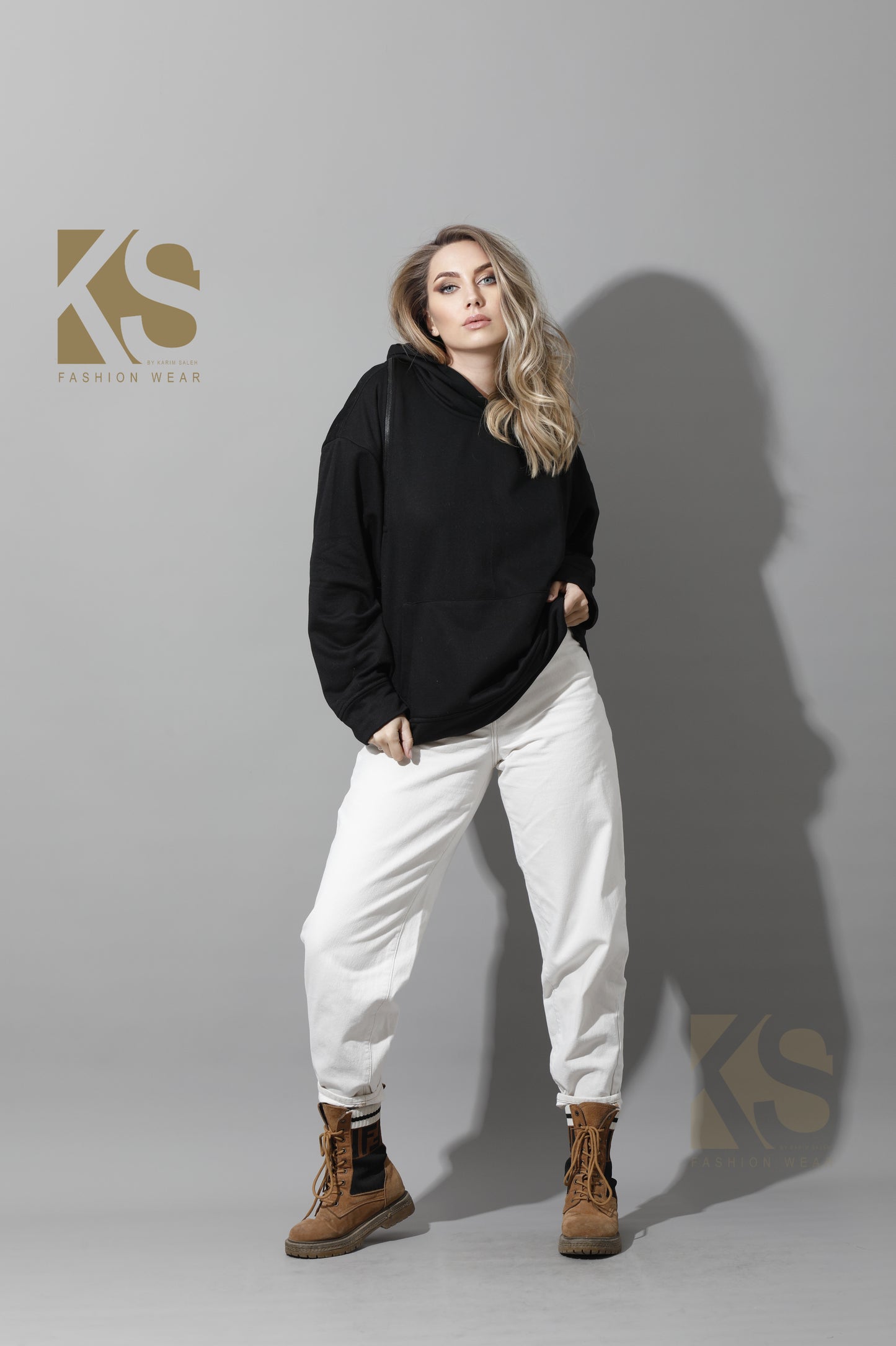 Zipped Oversized Hoodie - Black