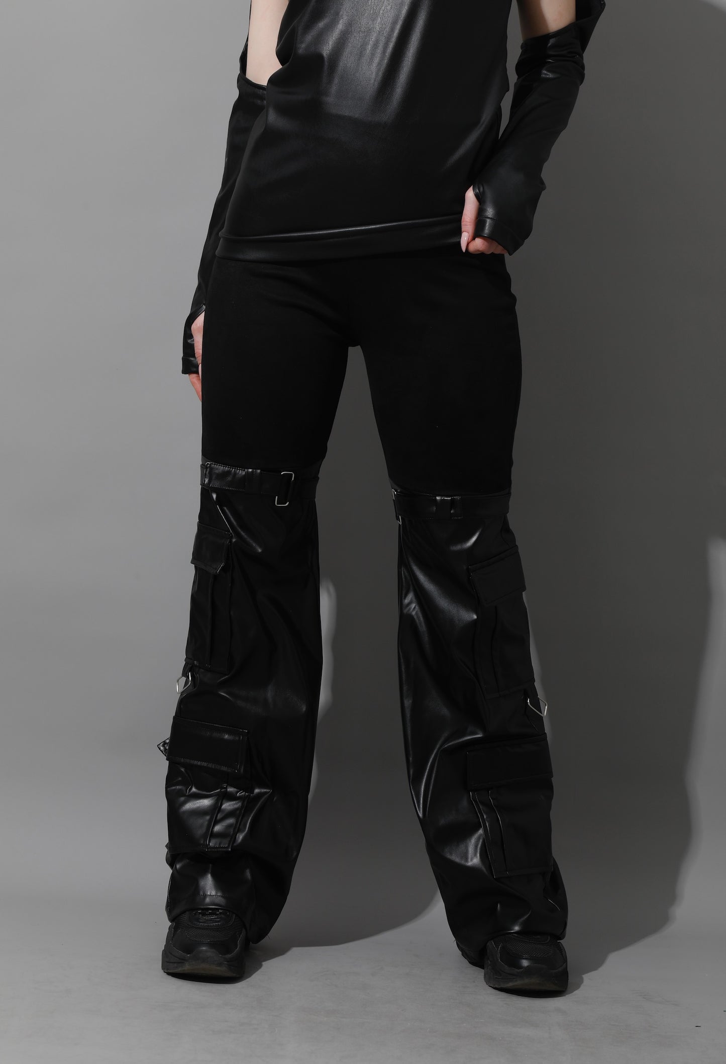 Leather Baggy Trousers - Black