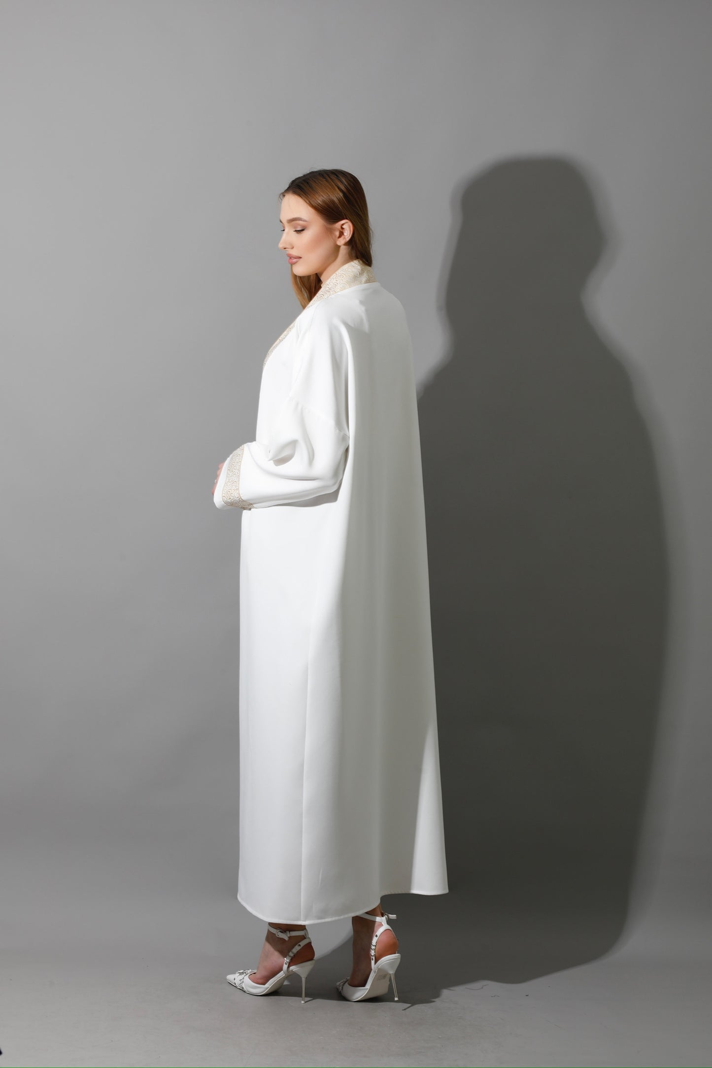 Arabic Long Kaftan - White & Gold