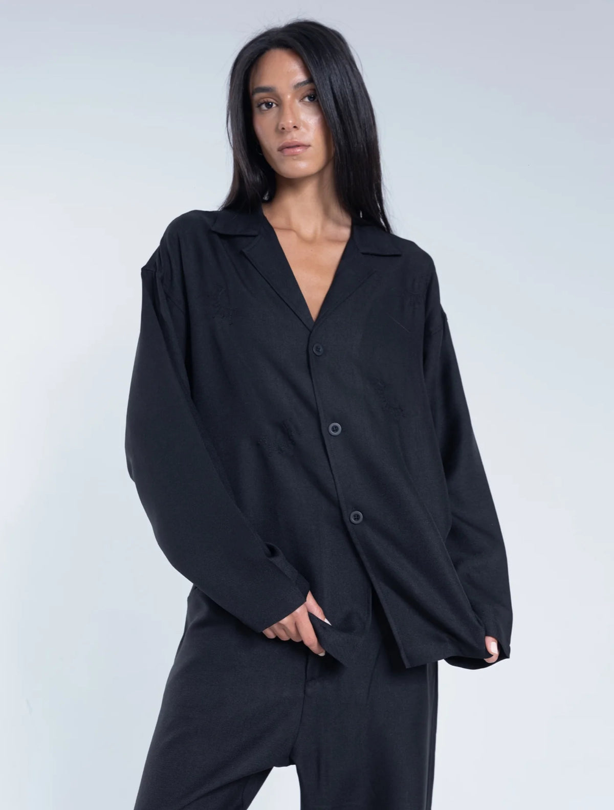 Ella Stitch Linen Shirt In Sand - Black