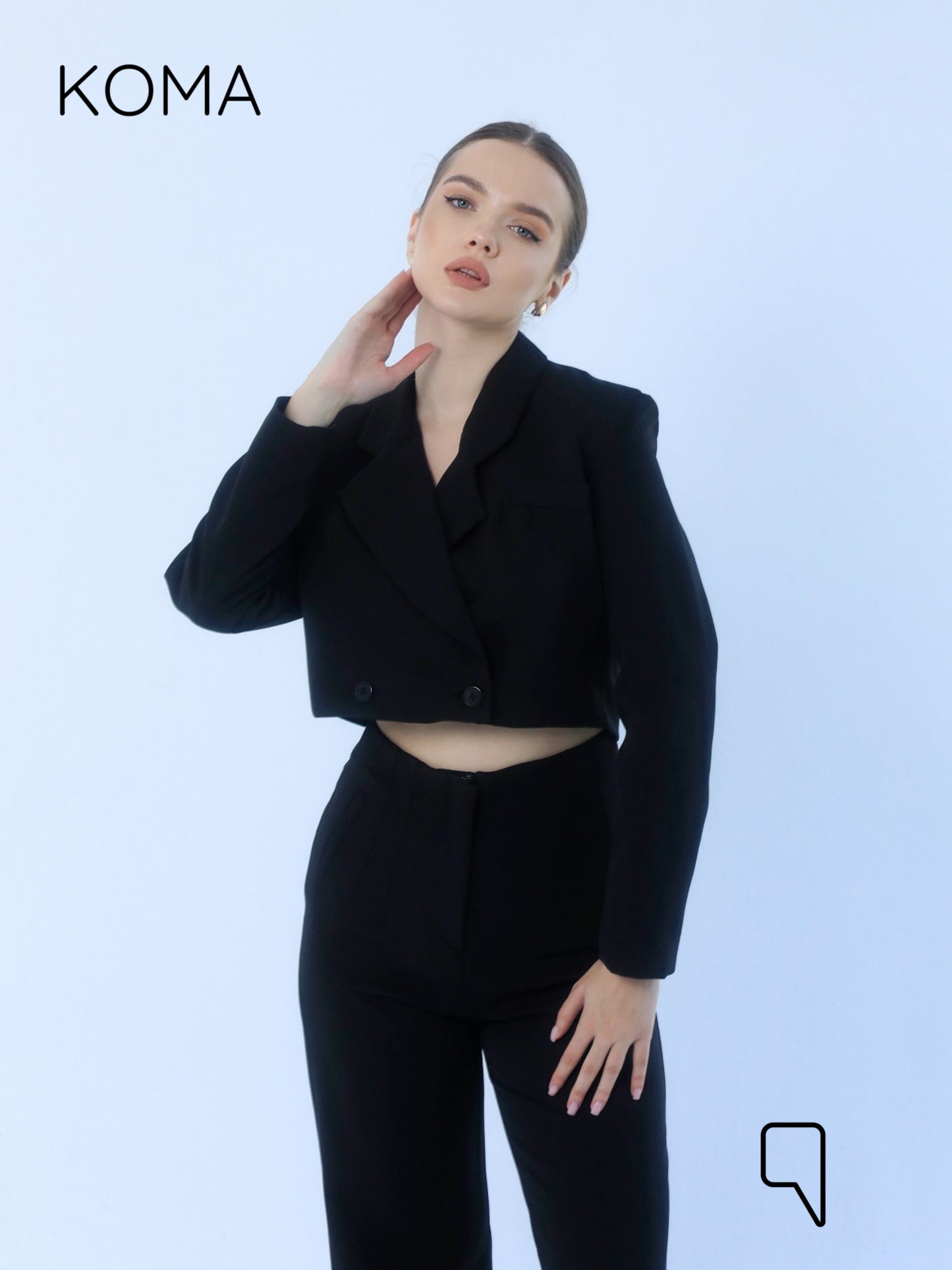 Uma Cropped Blazer - Black
