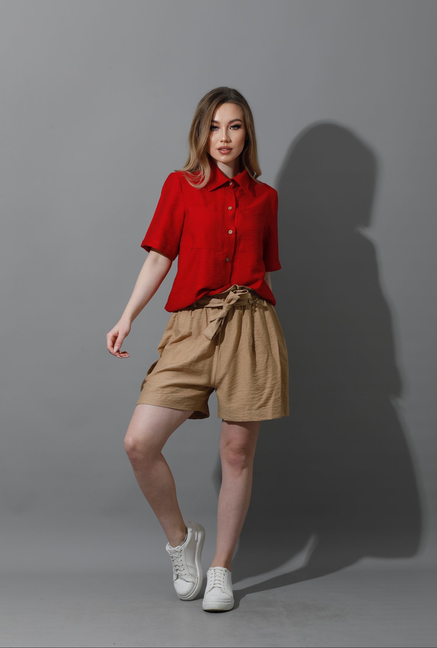 Shorts With Belts - Beige