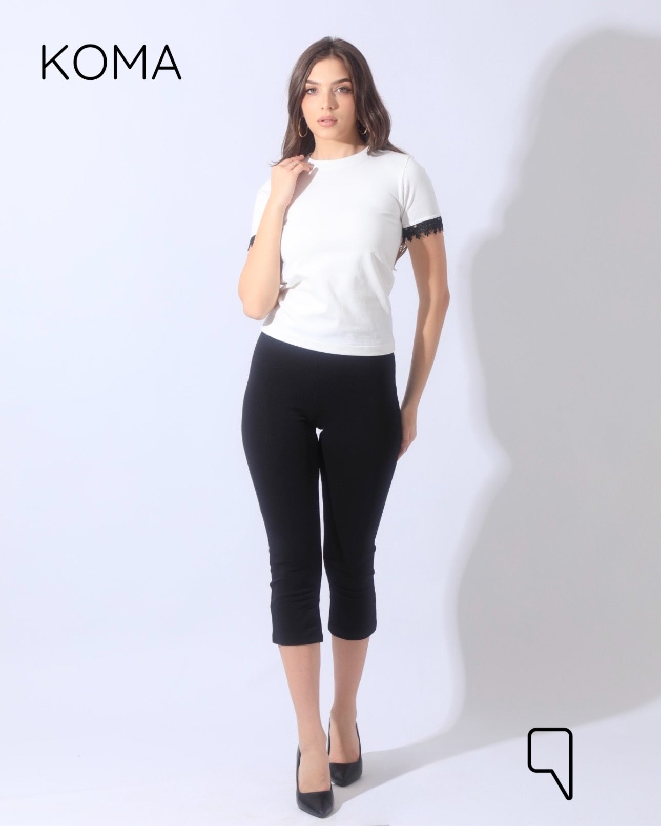 Vivi T-shirt with Joubair at sleeves ends - White
