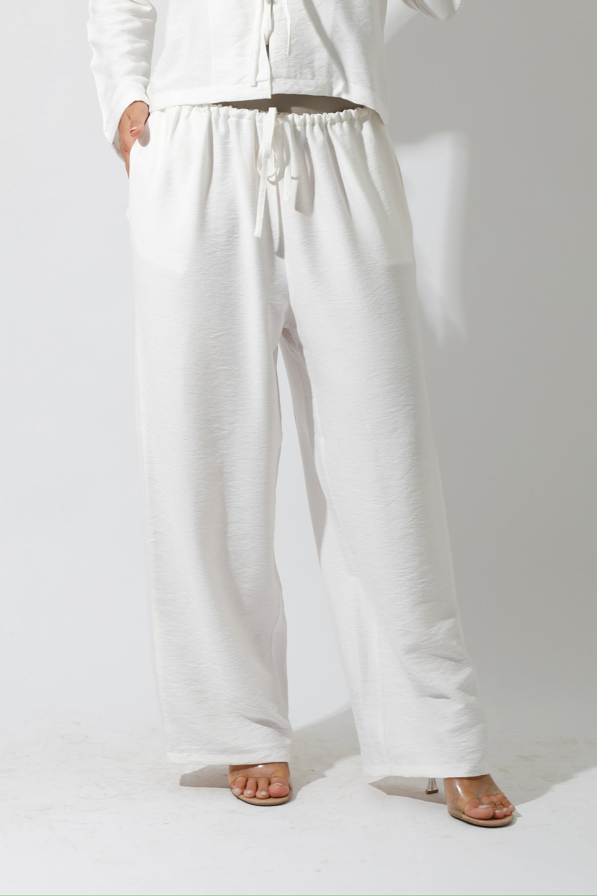 Co-Ord Lose Tied Pants - White
