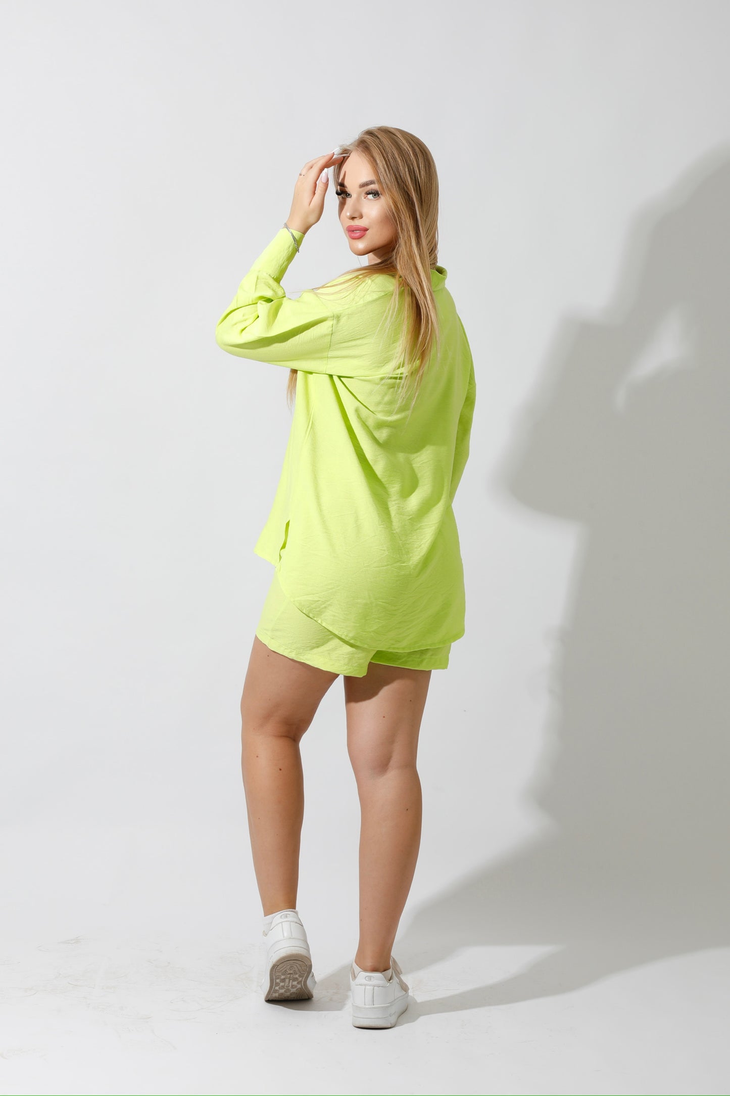 Lose Fit Shorts - Lime Green