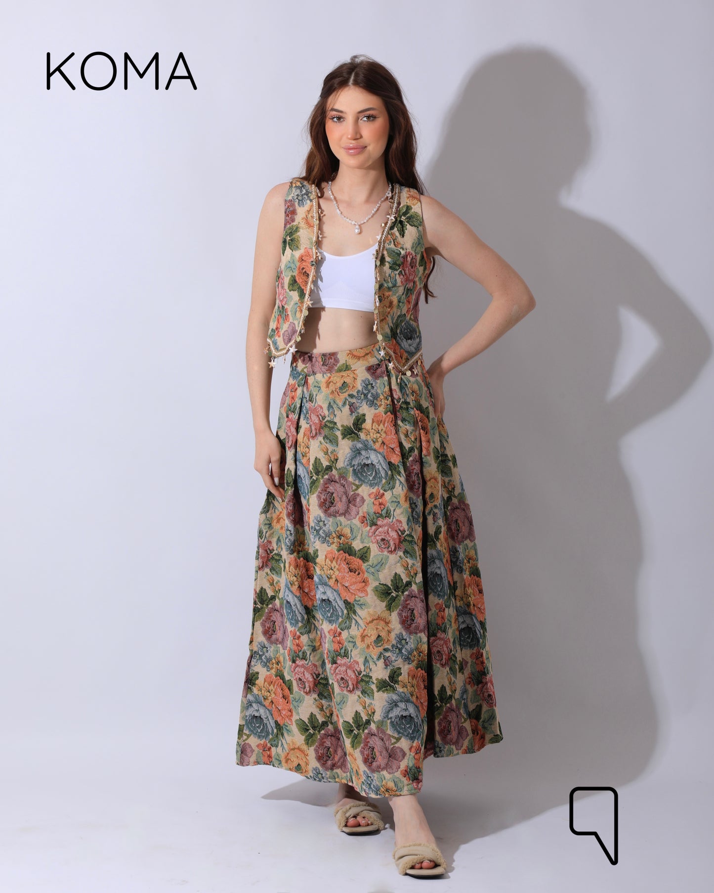 Rakhi Retro Jacquard Lace Sleeveless Set- Multicolored