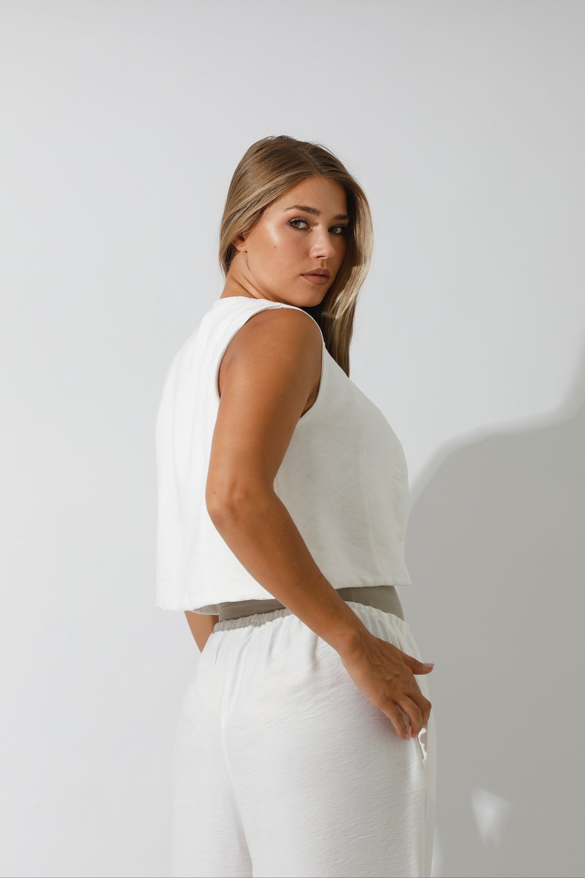 Vest & Lose Tied Pants Set - White