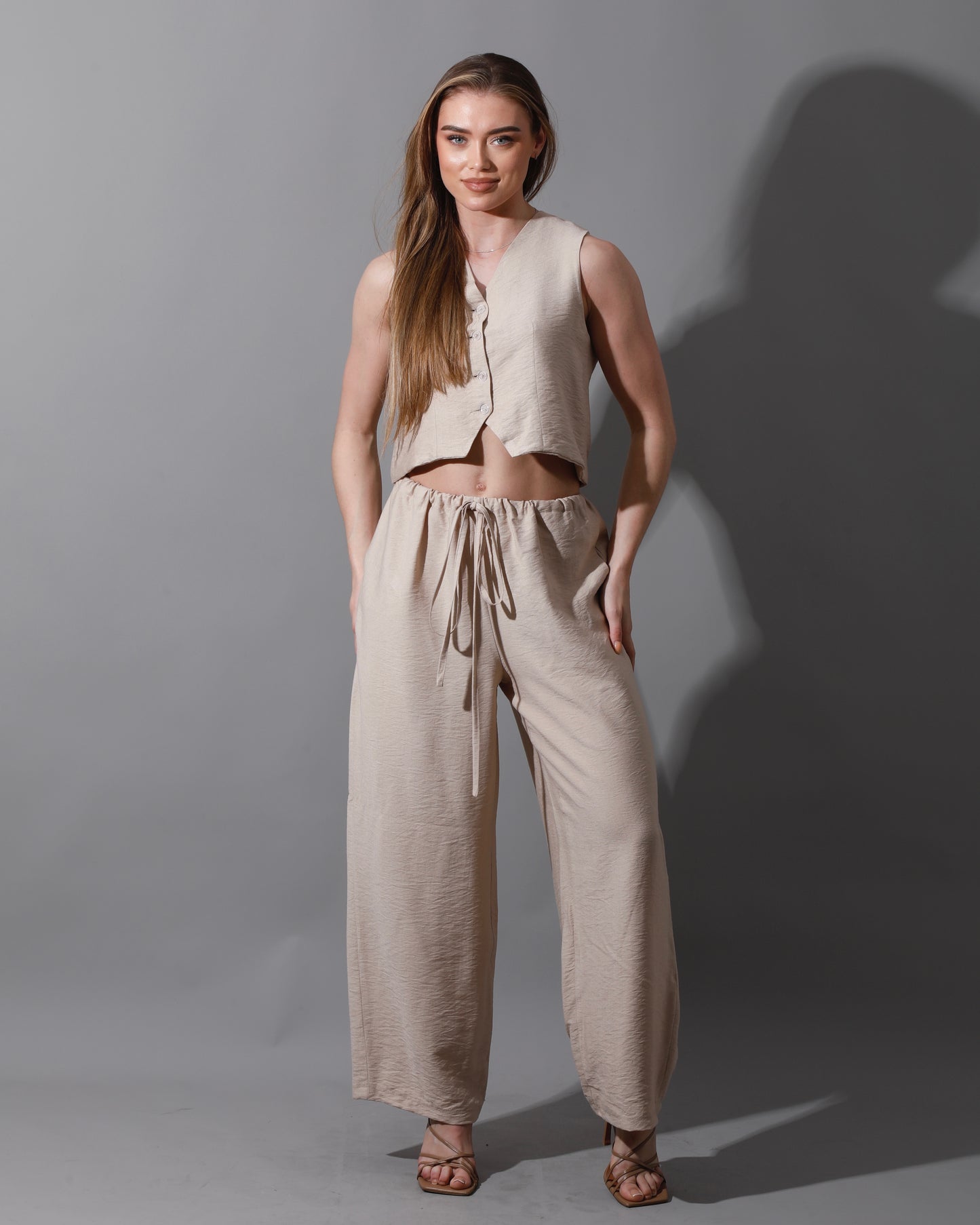 Cropped Vest Set - Beige