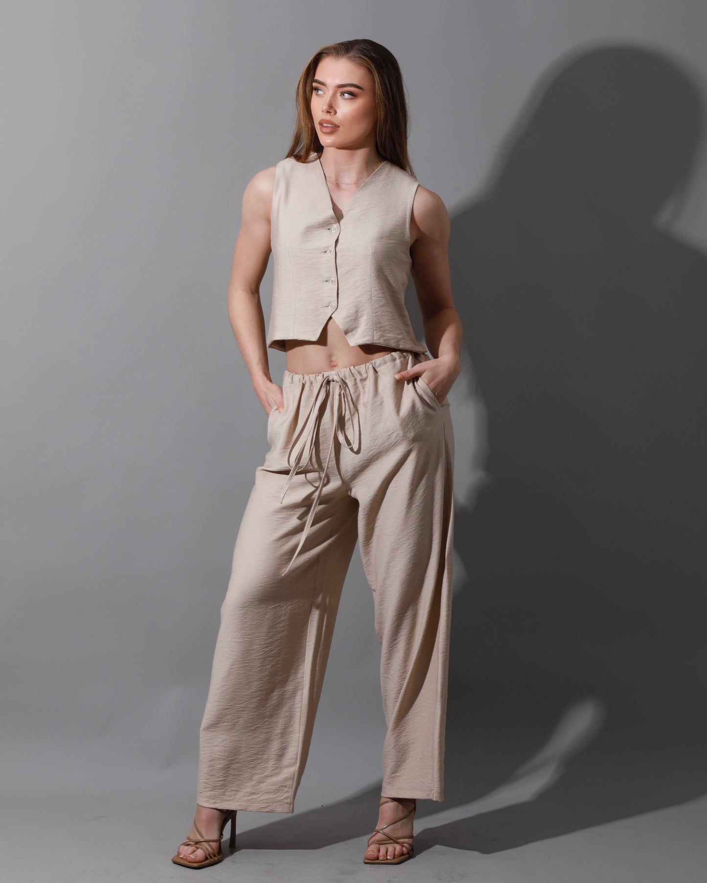 Cropped Vest Set - Beige