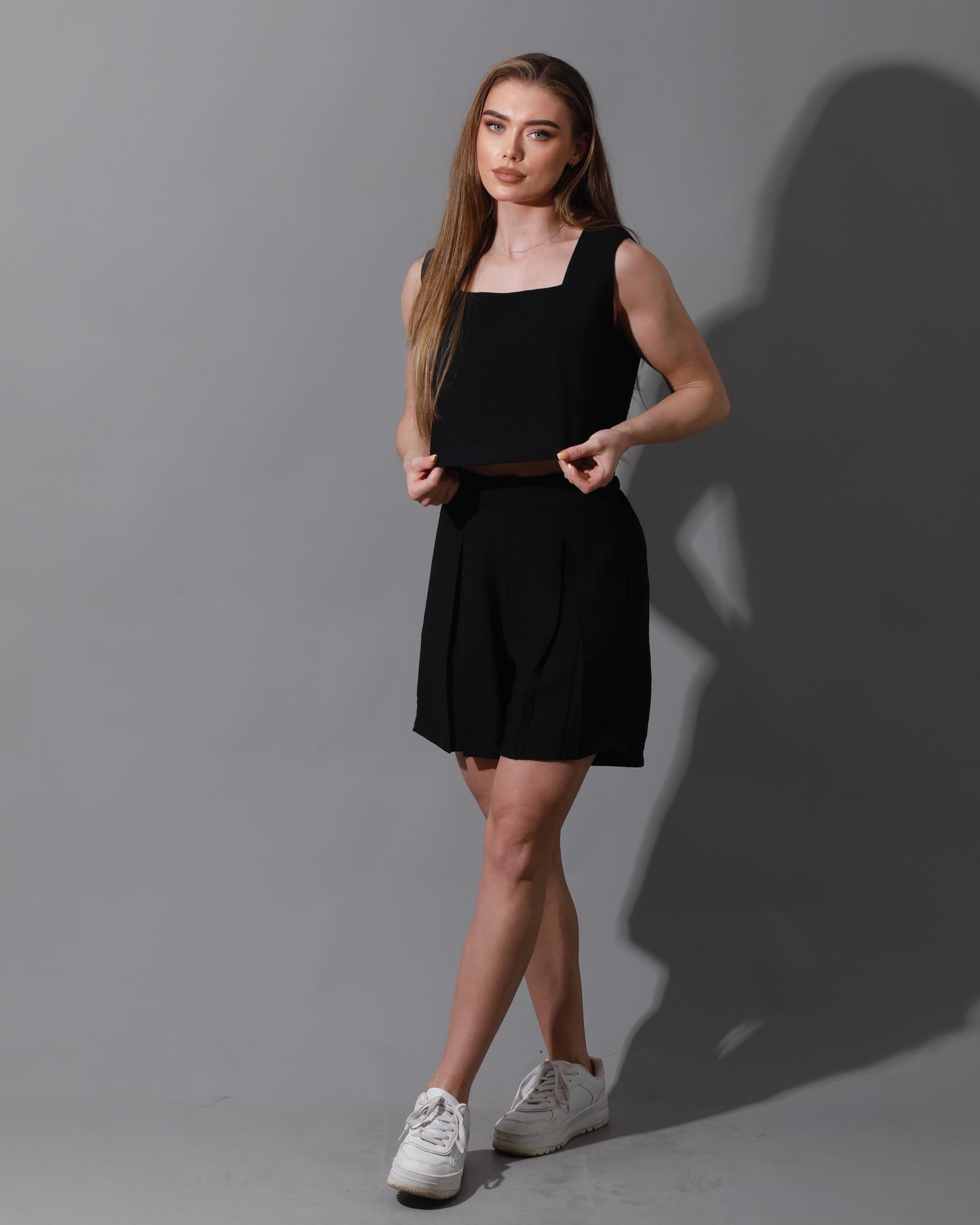 Tank Top & Flared Shorts Set - Black