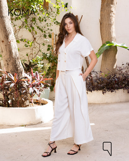 Mira Crossover Short Shirt & Cropped Pants Set - White