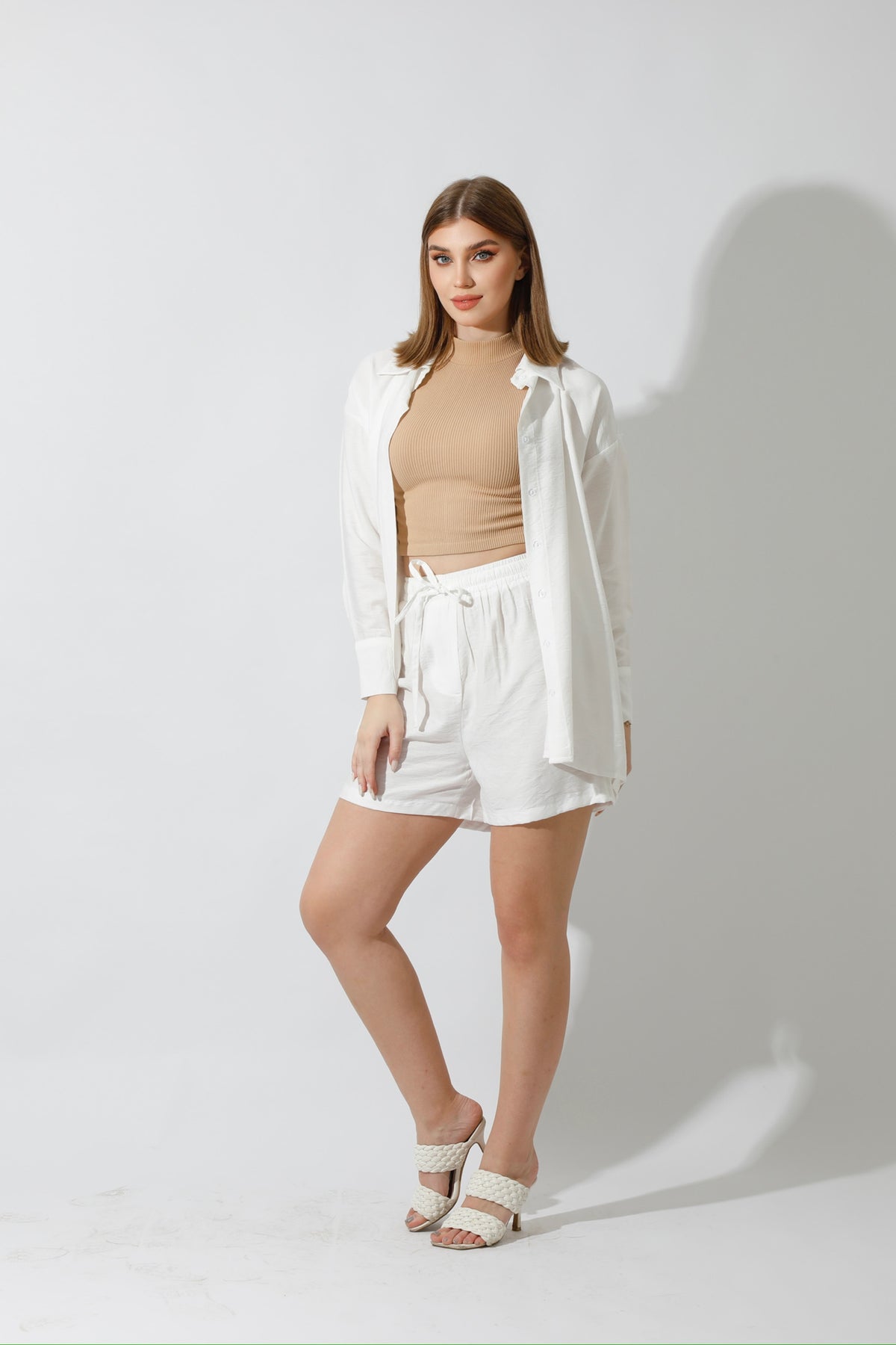 Lose Fit Shorts - White