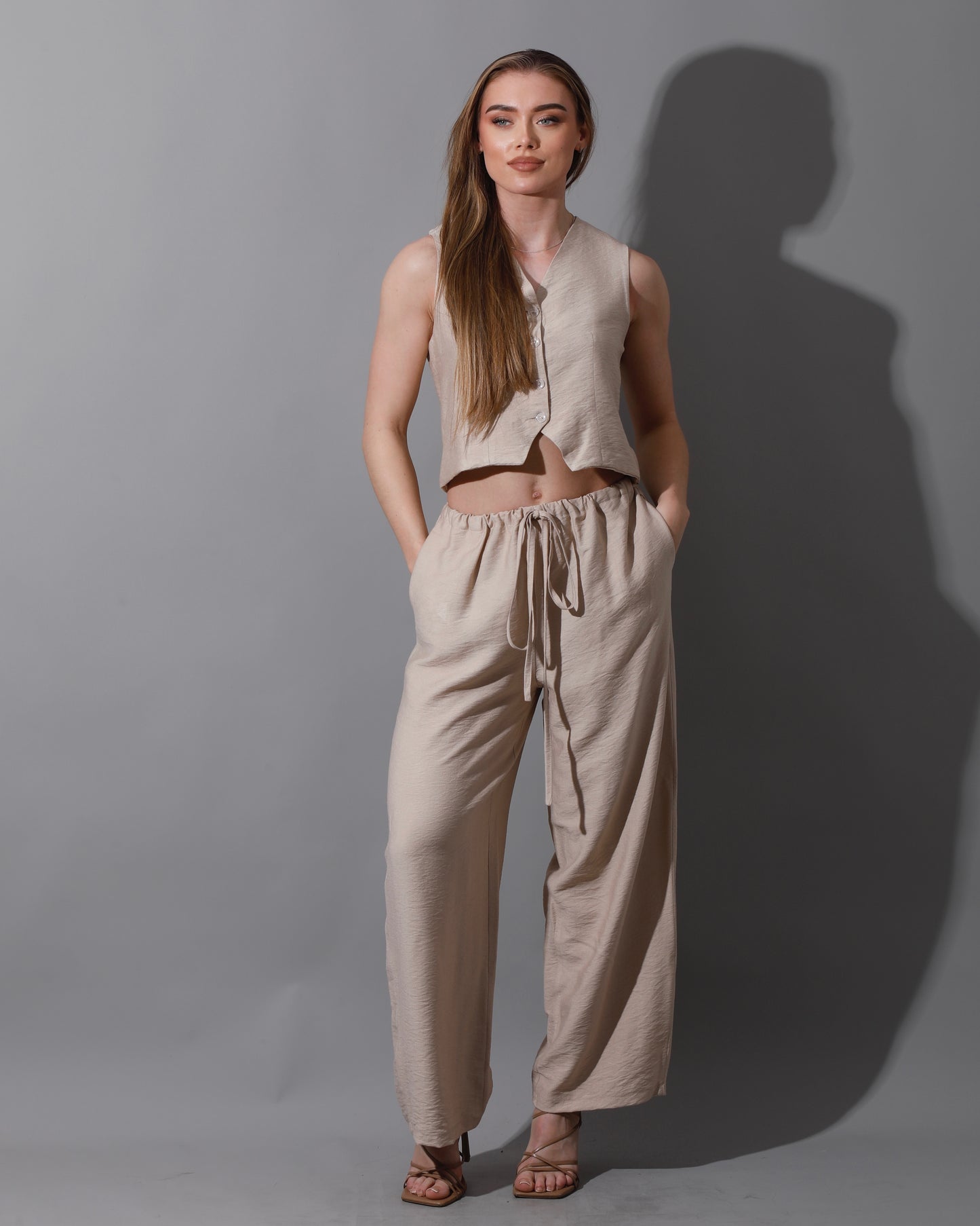 Cropped Vest Set - Beige