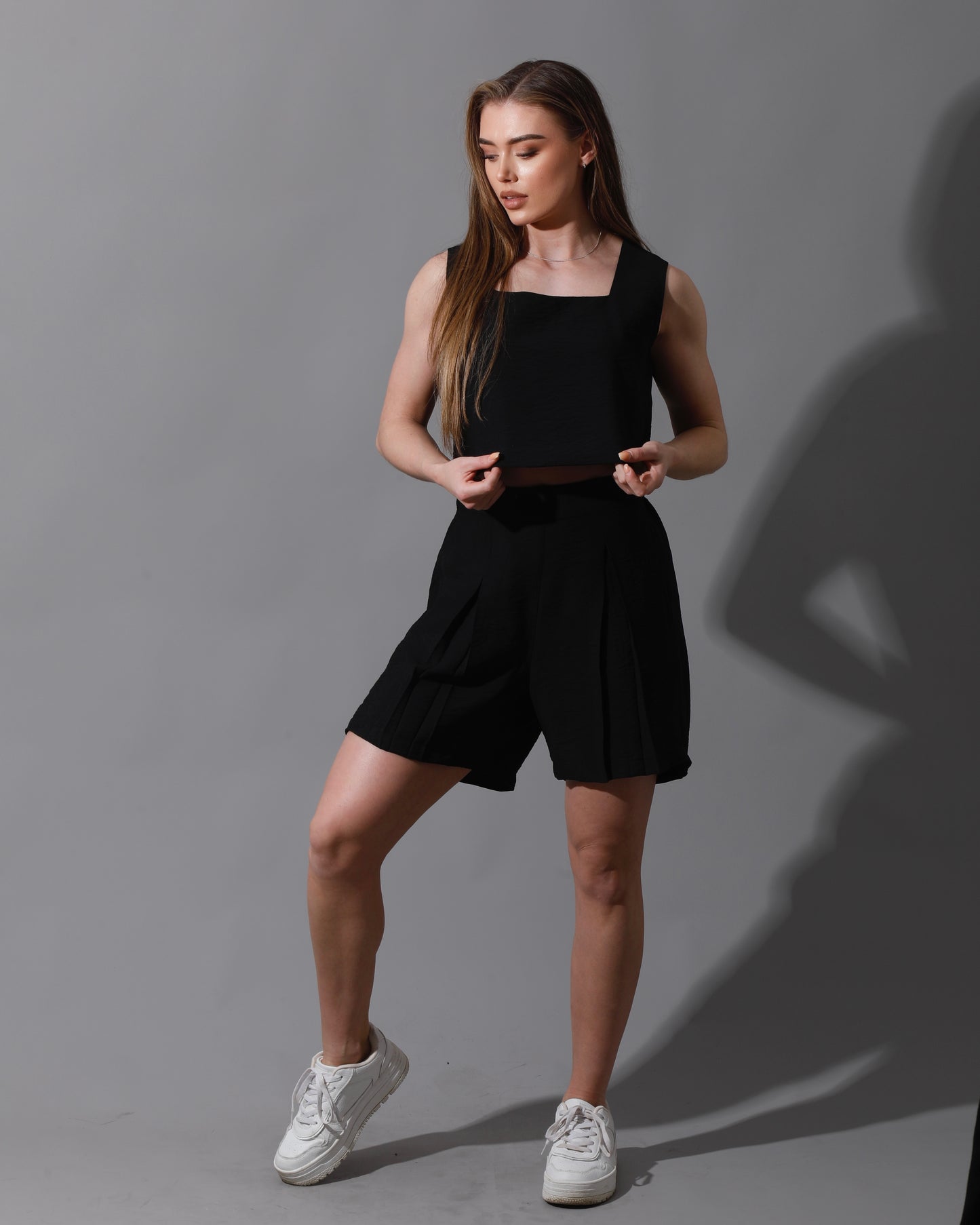 Tank Top & Flared Shorts Set - Black