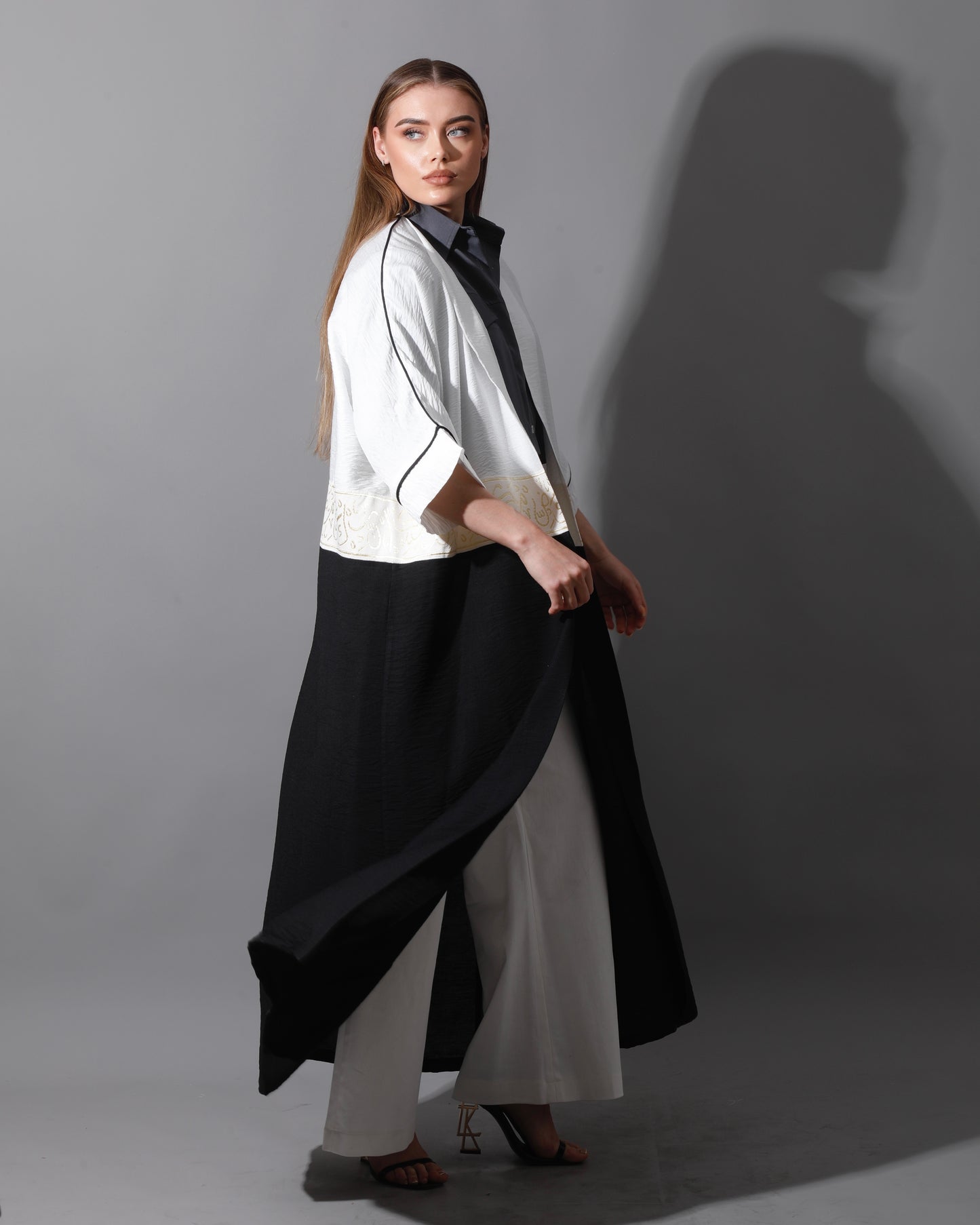 Double Colored Arabic Kaftan - White & Black