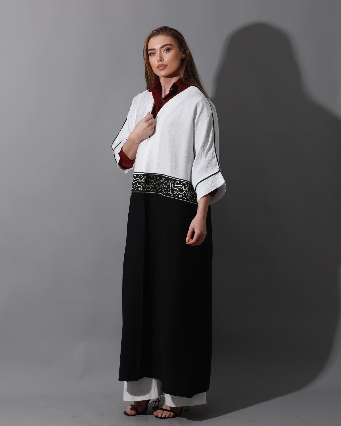 Double Colored Arabic Kaftan - Black & White